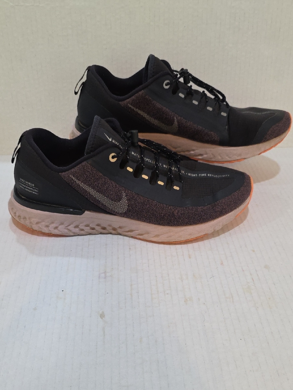 Nike Odyssey React Shield Women's Black and Pink-Tan Running Shoes Size 10